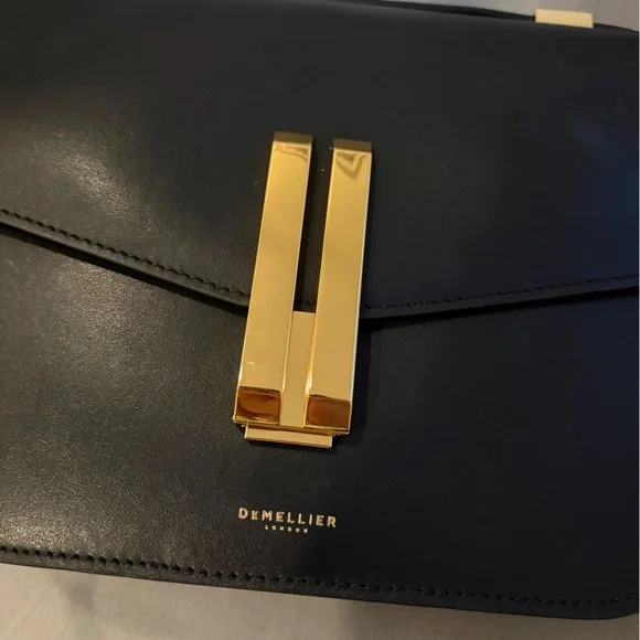 DeMellier | The Vancouver in Black Smooth (Crossbody Bag) - Picture 7 of 8